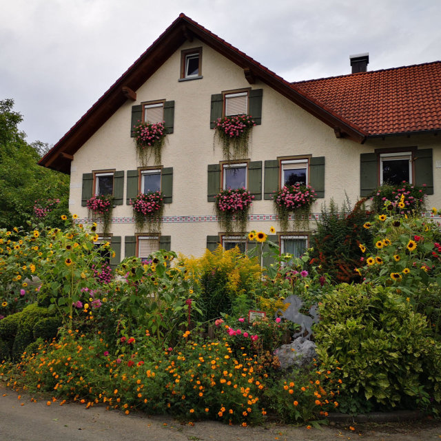 bauernhaus von Vinzenz und Sandra Bernhard in Brugg